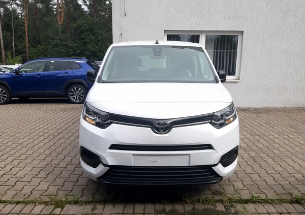 Toyota Proace City Verso cena 129900 przebieg: 5, rok produkcji 2023 z Niepołomice małe 121